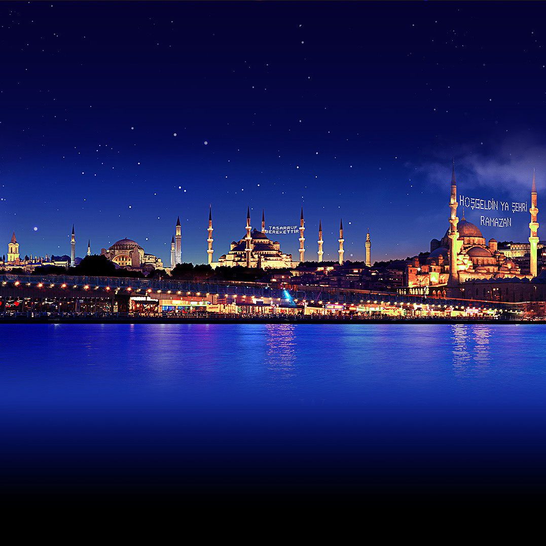 Panoramafahrt durch das nächtliche Istanbul